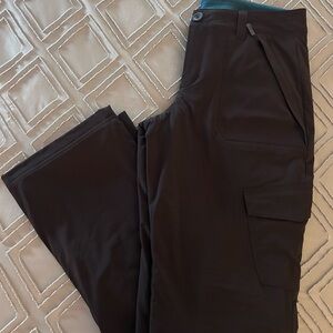 Eddie Bauer Women’s  Black Cargo Ski Pants